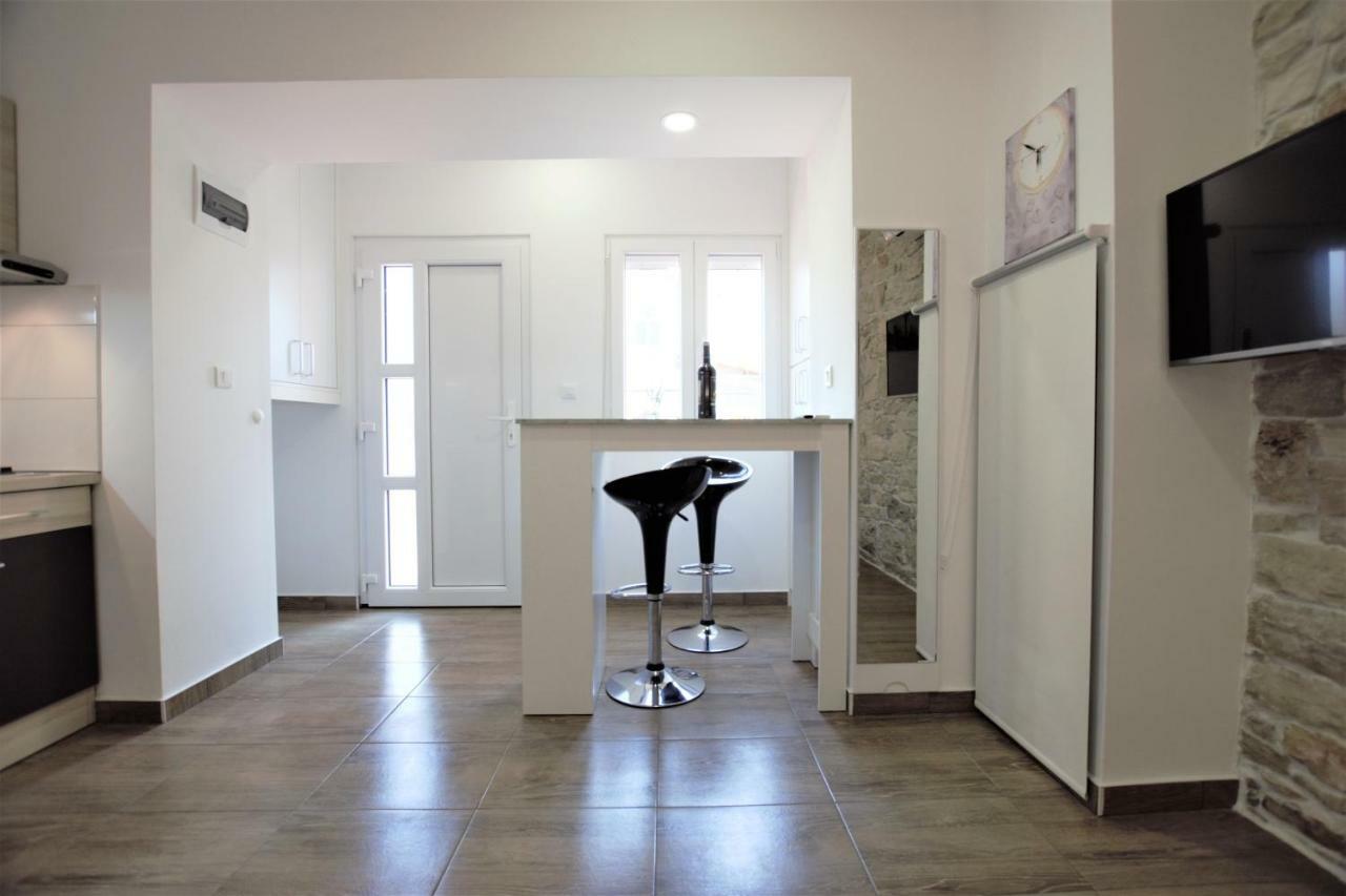 Studio Apartman Danijela Pula Zewnętrze zdjęcie